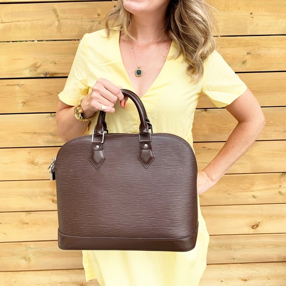 Louis Vuitton Brown Epi Leather Alma w Wallet Set - Picture 4 of 15